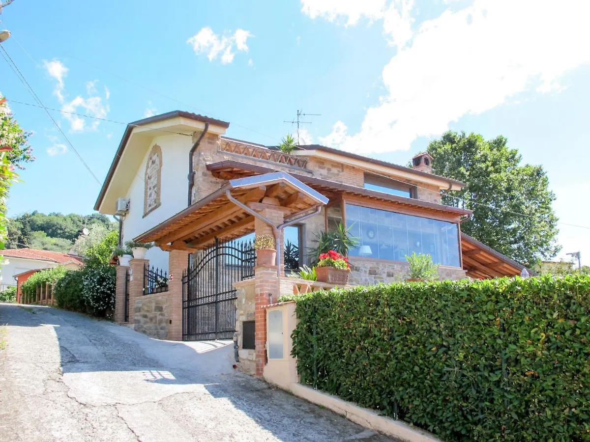 Villa Capo Corso By Interhome Corsanico-Bargecchia