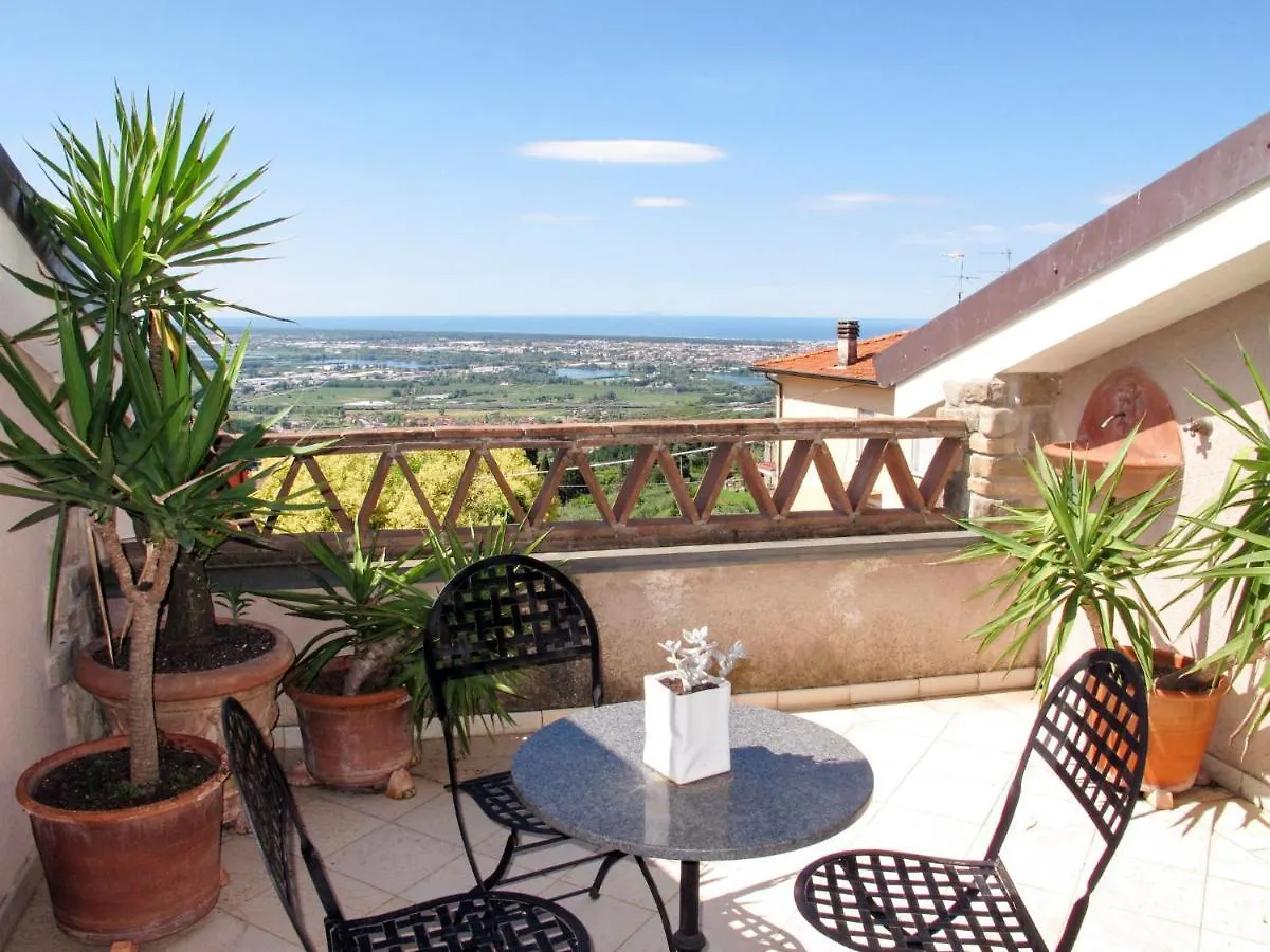 Villa Capo Corso By Interhome Corsanico-Bargecchia
